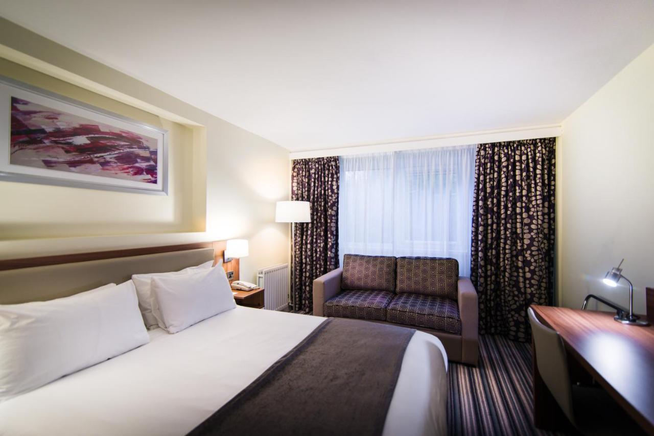 Holiday Inn Chester South By Ihg Exterior photo